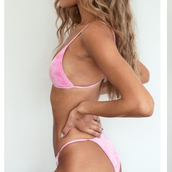NWT KENDALL & KYLIE Pink Tie-dyed Barbados Lurex Triangle Bikini Top - Picture 5 of 15